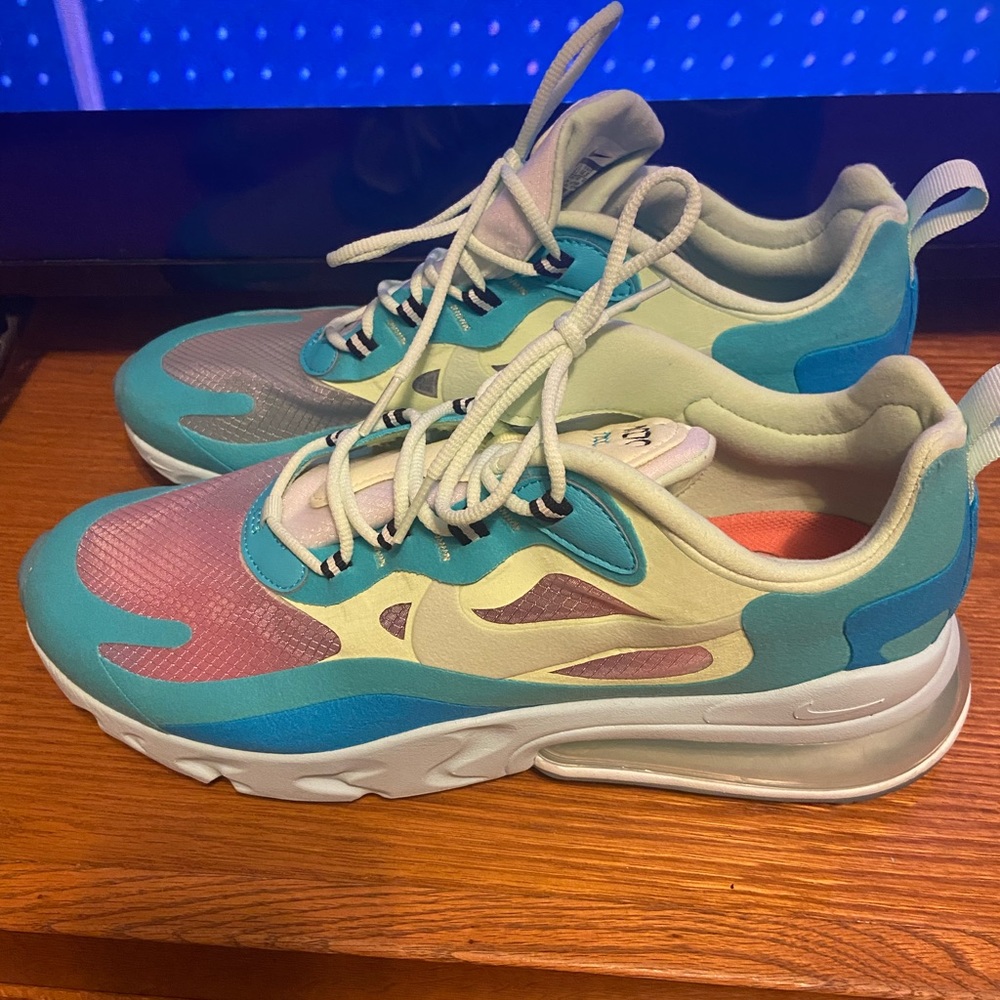 Air Max 270 React green